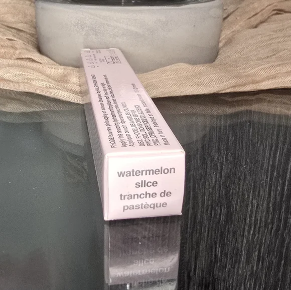 Rhode Peptide Lip Treatment Watermelon Slice - Picture 3 of 3